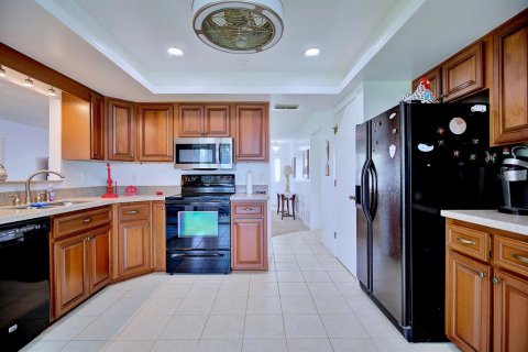 House in Lake Placid, Florida 2 bedrooms, 159.05 sq.m. № 1908107 - photo 21