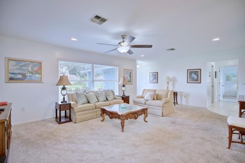 House in Lake Placid, Florida 2 bedrooms, 159.05 sq.m. № 1908107 - photo 17