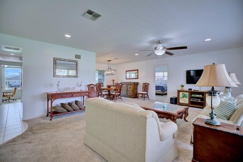 House in Lake Placid, Florida 2 bedrooms, 159.05 sq.m. № 1908107 - photo 15