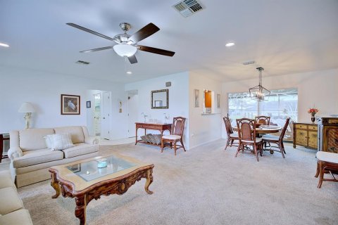 House in Lake Placid, Florida 2 bedrooms, 159.05 sq.m. № 1908107 - photo 18