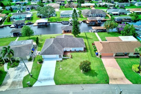 House in Lake Placid, Florida 2 bedrooms, 159.05 sq.m. № 1908107 - photo 4