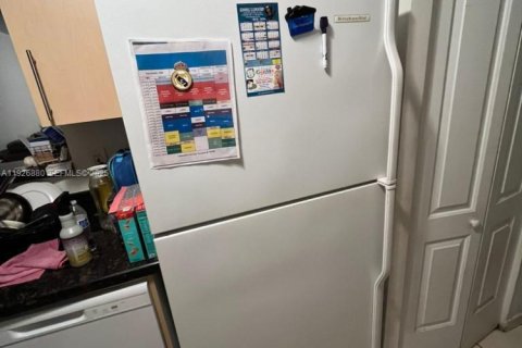 Copropriété à louer à Hialeah, Floride: 2 chambres, 112.41 m2 № 1985798 - photo 4