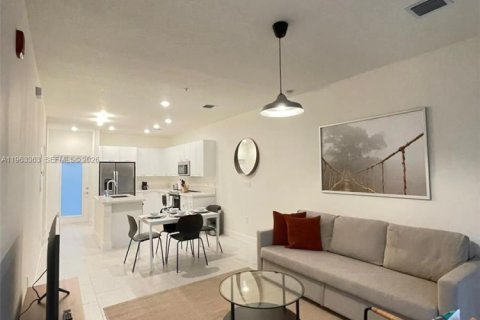 Condo in Doral, Florida, 1 bedroom  № 2030952