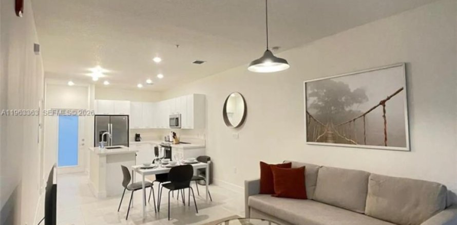Condo in Doral, Florida, 1 bedroom № 2030952