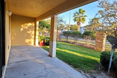 Townhouse in Orlando, Florida 4 bedrooms, 173.73 sq.m. № 1740223 - photo 4