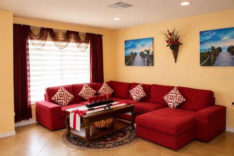 House in Holiday, Florida 2 bedrooms, 119.29 sq.m. № 2231613 - photo 5