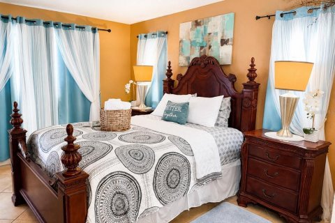 House in Holiday, Florida 2 bedrooms, 119.29 sq.m. № 2231613 - photo 22