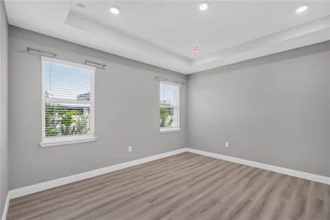 Villa ou maison à vendre à Sarasota, Floride: 4 chambres, 189.99 m2 № 2406262 - photo 10