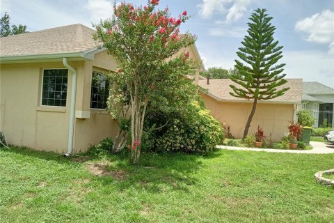 Casa en venta en Leesburg, Florida, 3 dormitorios, 208.19 m2 № 1838550 - foto 3