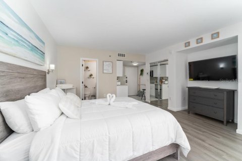 Condo in Orlando, Florida, 1 bedroom  № 1799727 - photo 20