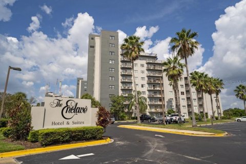 Condo in Orlando, Florida, 1 bedroom  № 1799727 - photo 2