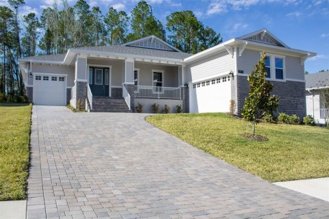 House in Brooksville, Florida 3 bedrooms, 282.05 sq.m. № 2279878