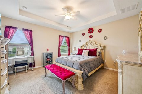 Townhouse in Saint Petersburg, Florida 3 bedrooms, 185.34 sq.m. № 1771066 - photo 14
