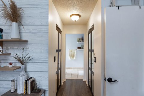 Condominio en venta en Pembroke Pines, Florida, 3 dormitorios, 123.65 m2 № 1957829 - foto 15