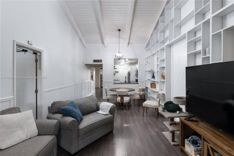 Condominio en venta en Pembroke Pines, Florida, 3 dormitorios, 123.65 m2 № 1957829 - foto 8