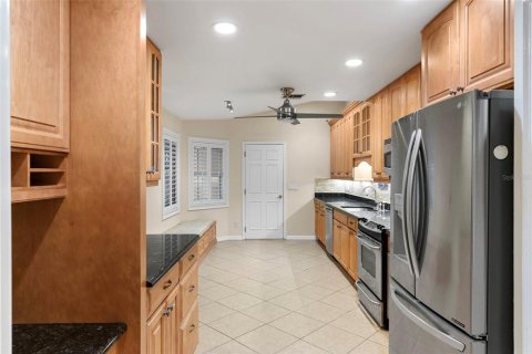 Condo in Altamonte Springs, Florida, 3 bedrooms  № 2233461 - photo 12