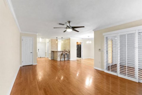 Condo in Altamonte Springs, Florida, 3 bedrooms  № 2233461 - photo 11