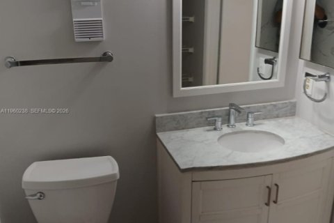 Снять в аренду кондоминиум в Майами, Флорида 3 спальни, 104.52м2, № 2040762 - фото 10