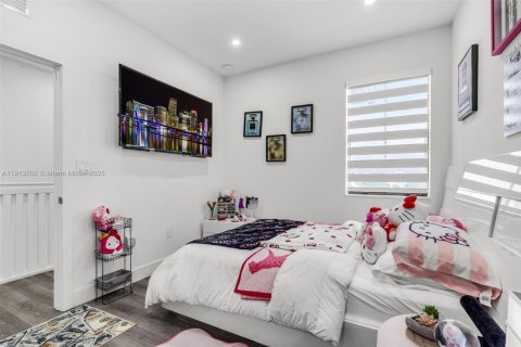 Adosado en venta en Miami, Florida, 3 dormitorios, 122.72 m2 № 1969007 - foto 22