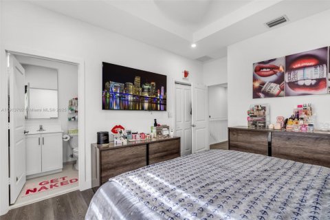 Adosado en venta en Miami, Florida, 3 dormitorios, 122.72 m2 № 1969007 - foto 25