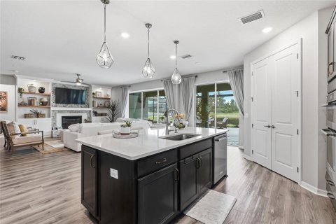 Casa en venta en Tampa, Florida, 6 dormitorios, 412.67 m2 № 2216252 - foto 22