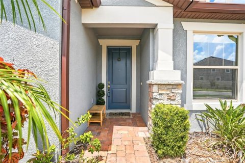 Casa en venta en Tampa, Florida, 6 dormitorios, 412.67 m2 № 2216252 - foto 5