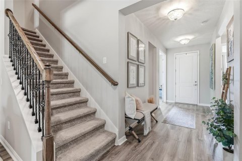 Casa en venta en Tampa, Florida, 6 dormitorios, 412.67 m2 № 2216252 - foto 7