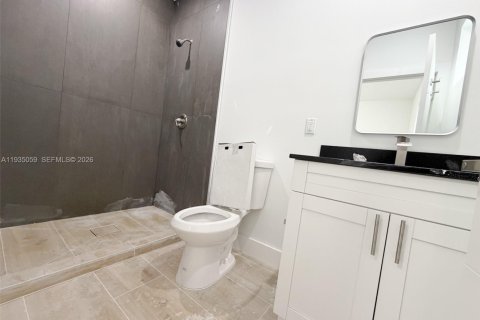 Duplex in Miami, Florida 4 bedrooms № 1993241 - photo 15