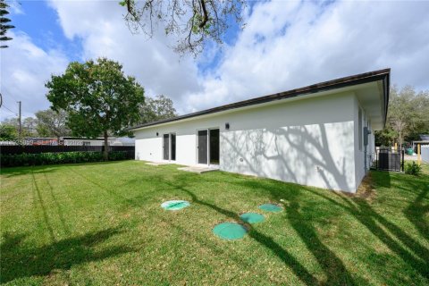 Villa ou maison à louer à Miami, Floride: 4 chambres № 1993241 - photo 27