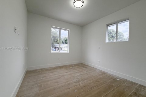 Duplex in Miami, Florida 4 bedrooms № 1993241 - photo 6