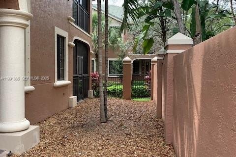 Touwnhouse à louer à Weston, Floride: 3 chambres, 144.93 m2 № 2052532 - photo 5