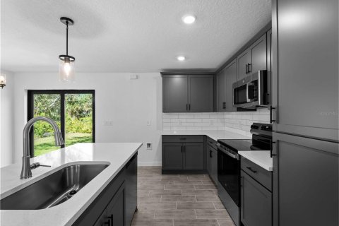 Casa en venta en North Port, Florida, 3 dormitorios, 116.31 m2 № 1622688 - foto 5