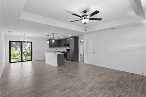 Casa en venta en North Port, Florida, 3 dormitorios, 116.31 m2 № 1622688 - foto 4