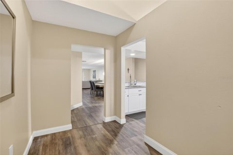 Condominio en venta en Palm Harbor, Florida, 2 dormitorios, 141.03 m2 № 2112829 - foto 19