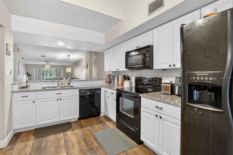 Condominio en venta en Palm Harbor, Florida, 2 dormitorios, 141.03 m2 № 2112829 - foto 5