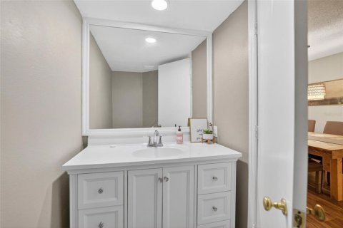 Condominio en venta en Palm Harbor, Florida, 2 dormitorios, 141.03 m2 № 2112829 - foto 21