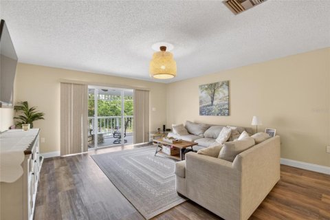 Condominio en venta en Palm Harbor, Florida, 2 dormitorios, 141.03 m2 № 2112829 - foto 22