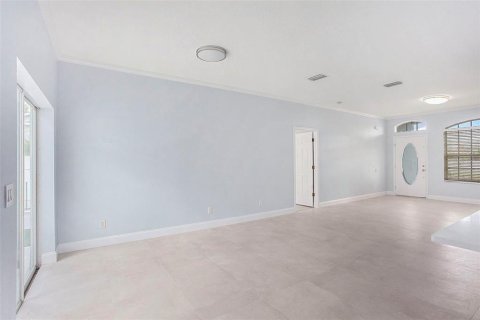 House in Tarpon Springs, Florida 4 bedrooms, 180.23 sq.m. № 1347192 - photo 8