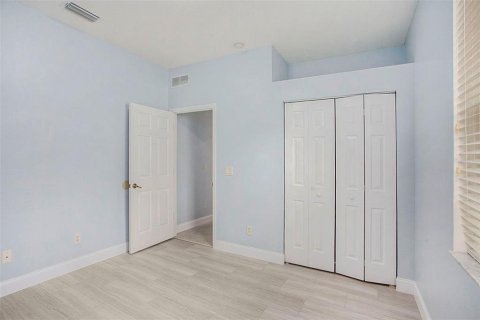 House in Tarpon Springs, Florida 4 bedrooms, 180.23 sq.m. № 1347192 - photo 22