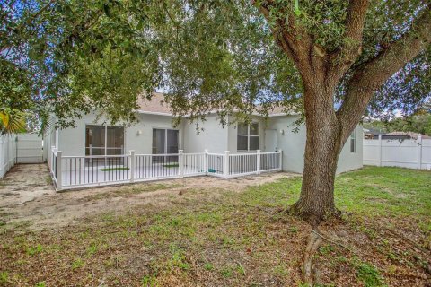 House in Tarpon Springs, Florida 4 bedrooms, 180.23 sq.m. № 1347192 - photo 30