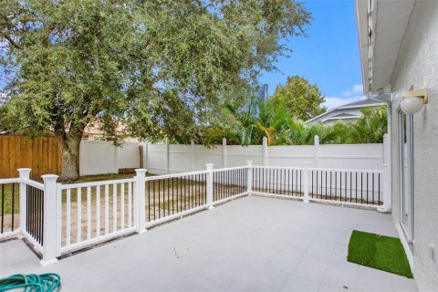 House in Tarpon Springs, Florida 4 bedrooms, 180.23 sq.m. № 1347192 - photo 9