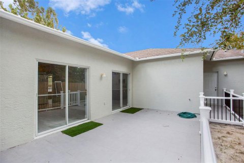House in Tarpon Springs, Florida 4 bedrooms, 180.23 sq.m. № 1347192 - photo 26