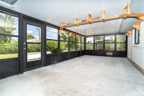House in Englewood, Florida 2 bedrooms, 123 sq.m. № 1801861 - photo 18