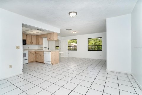 House in Englewood, Florida 2 bedrooms, 123 sq.m. № 1801861 - photo 8