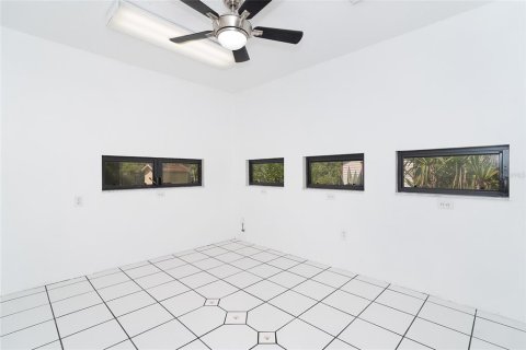House in Englewood, Florida 2 bedrooms, 123 sq.m. № 1801861 - photo 14
