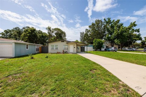 House in Saint Petersburg, Florida 2 bedrooms, 66.89 sq.m. № 1786619 - photo 4