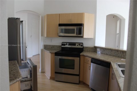 Touwnhouse à vendre à Doral, Floride: 4 chambres, 214.23 m2 № 1857018 - photo 10