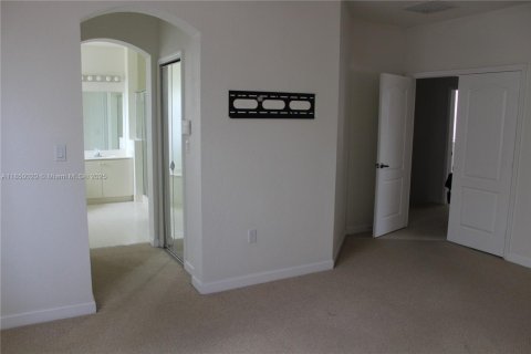 Touwnhouse à vendre à Doral, Floride: 4 chambres, 214.23 m2 № 1857018 - photo 14