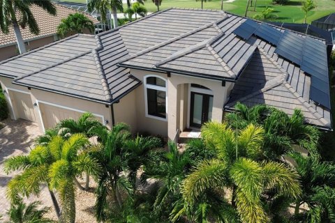 Villa ou maison à vendre à Punta Gorda, Floride: 3 chambres, 213.86 m2 № 2358415 - photo 2