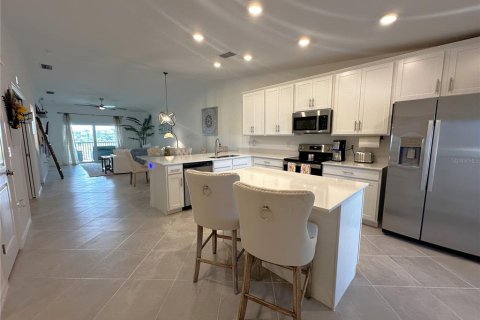 Apartamento en alquiler en Punta Gorda, Florida, 2 dormitorios, 145.76 m2 № 1812996 - foto 4